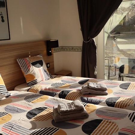 Le Relais De Porz Morvan Plomodiern Екстер'єр фото